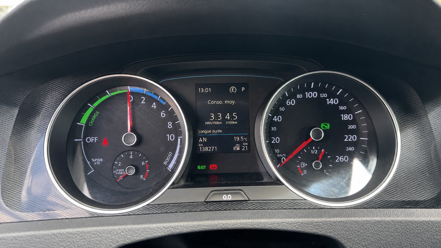 Volkswagen Golf - Photo 12