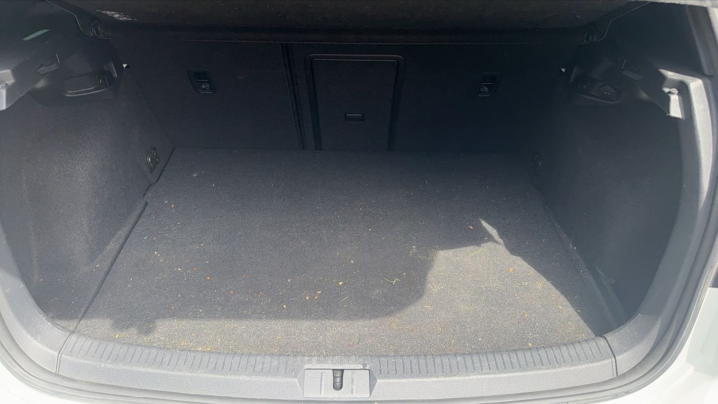 Volkswagen Golf - Photo 14