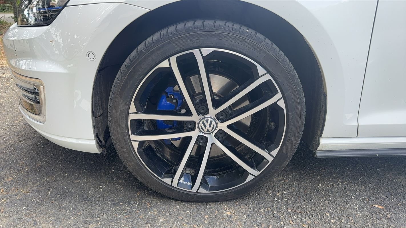 Volkswagen Golf - Photo 18