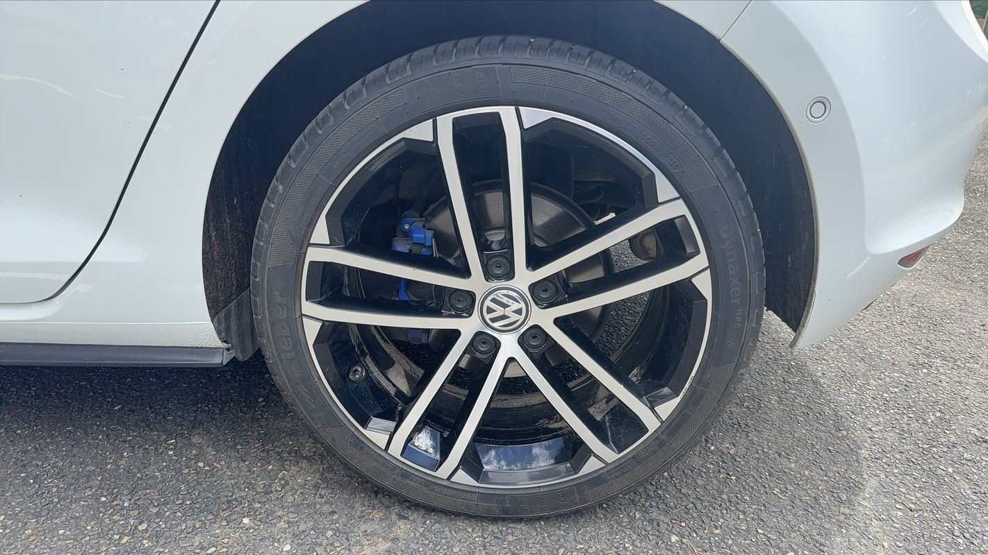 Volkswagen Golf - Photo 19