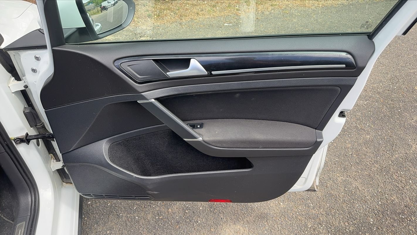 Volkswagen Golf - Photo 22
