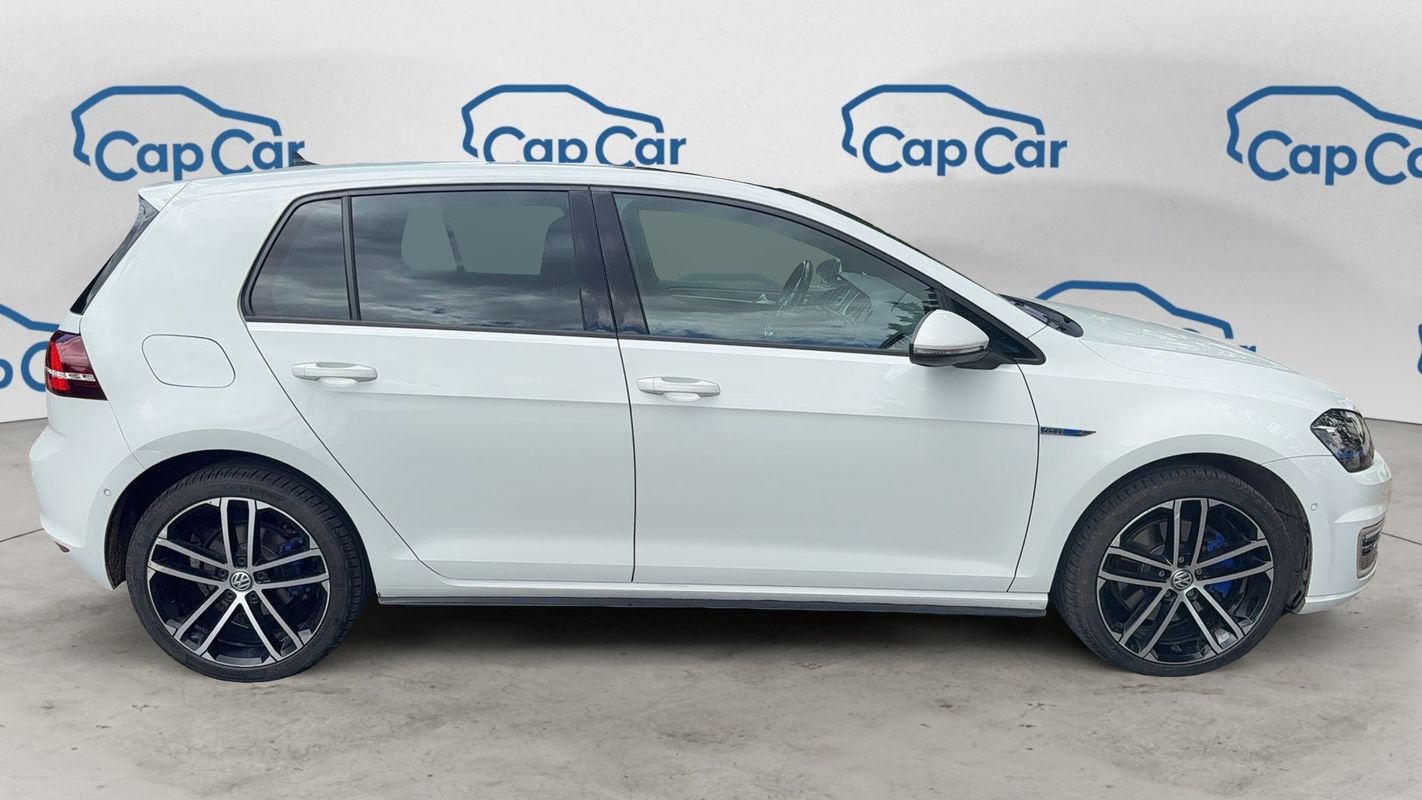 Volkswagen Golf - Photo 4