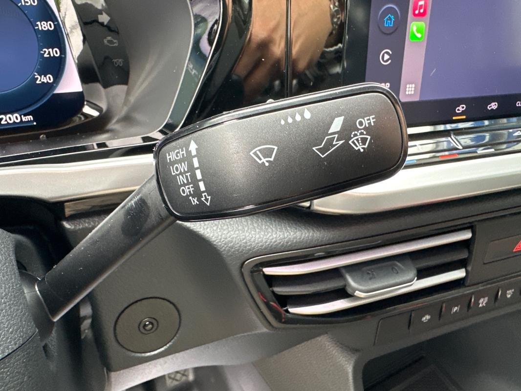 Ford Transit Connect - Photo 22