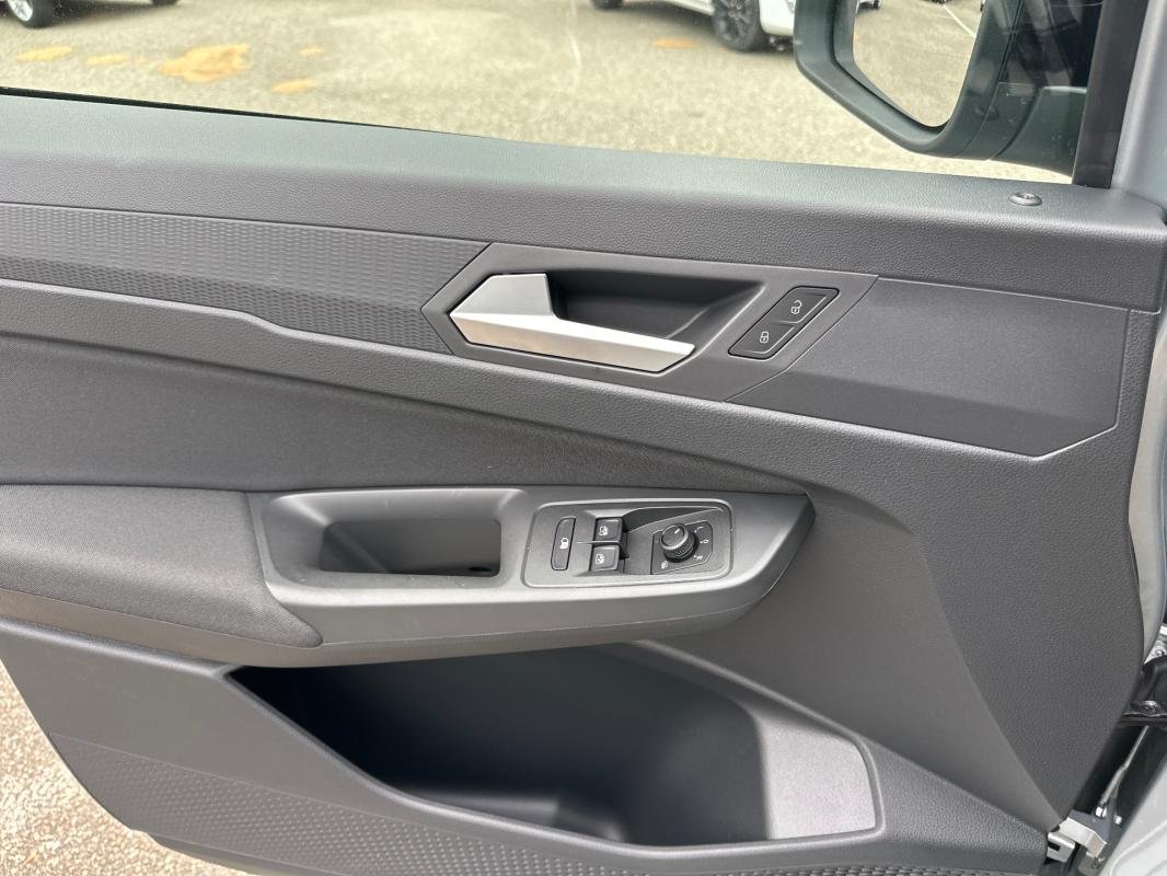 Ford Transit Connect - Photo 31