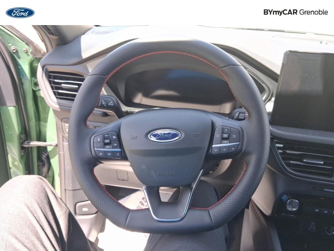 Ford Kuga - Photo 10