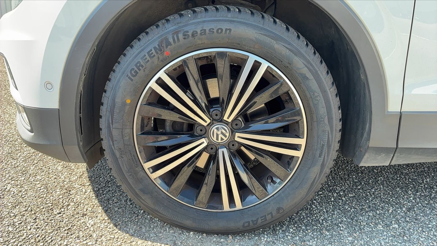 Volkswagen Tiguan - Photo 18