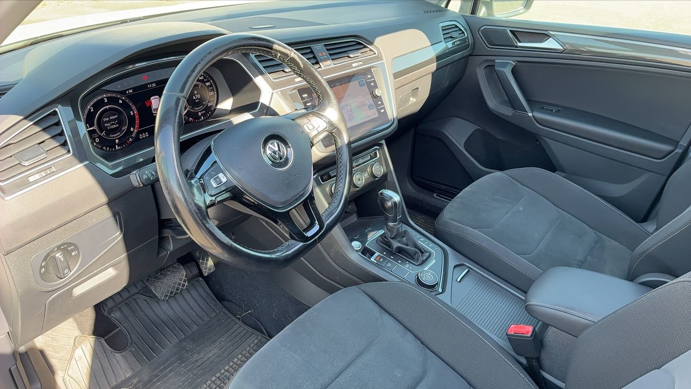 Volkswagen Tiguan - Photo 8