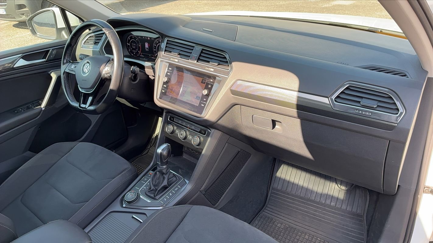 Volkswagen Tiguan - Photo 10