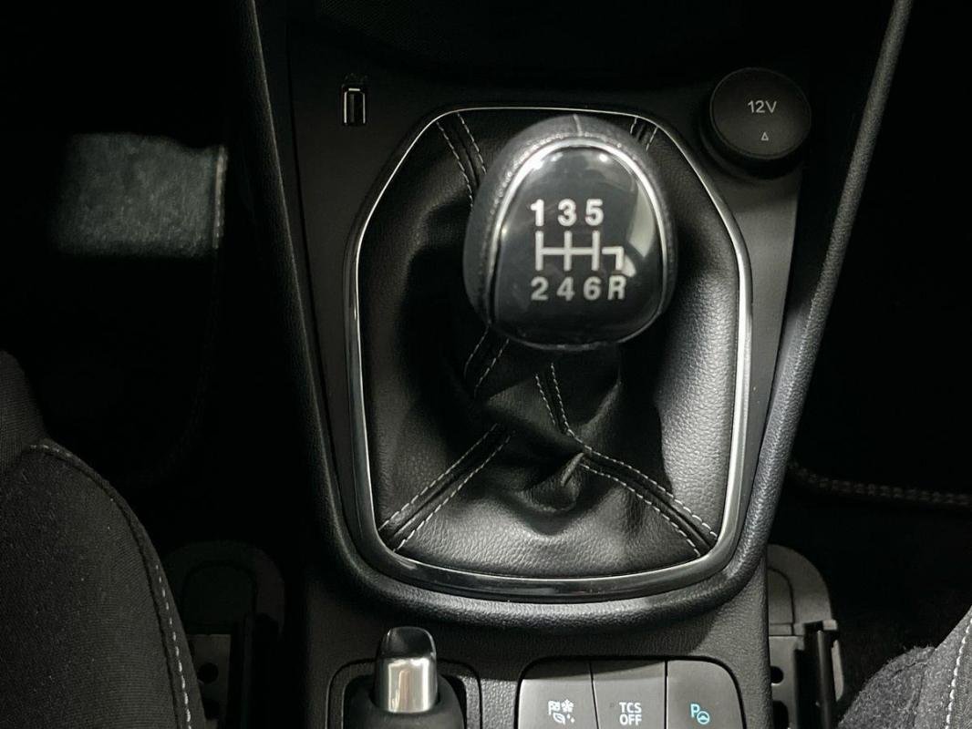 Ford Fiesta - Photo 11