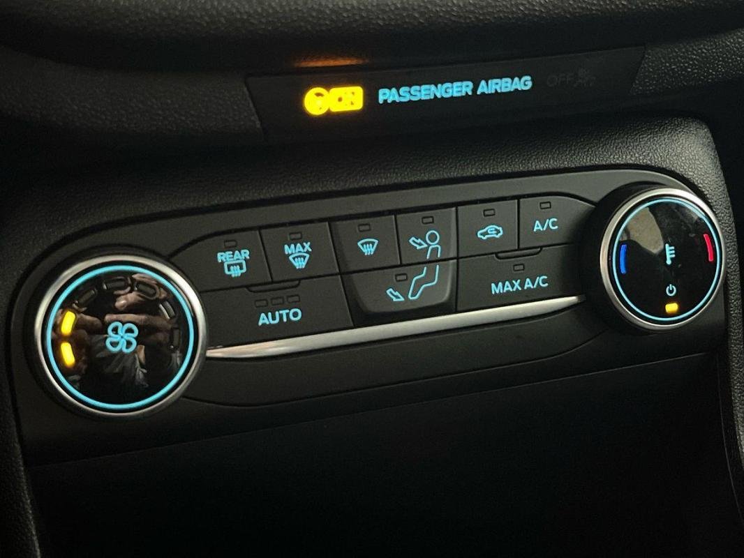 Ford Fiesta - Photo 19