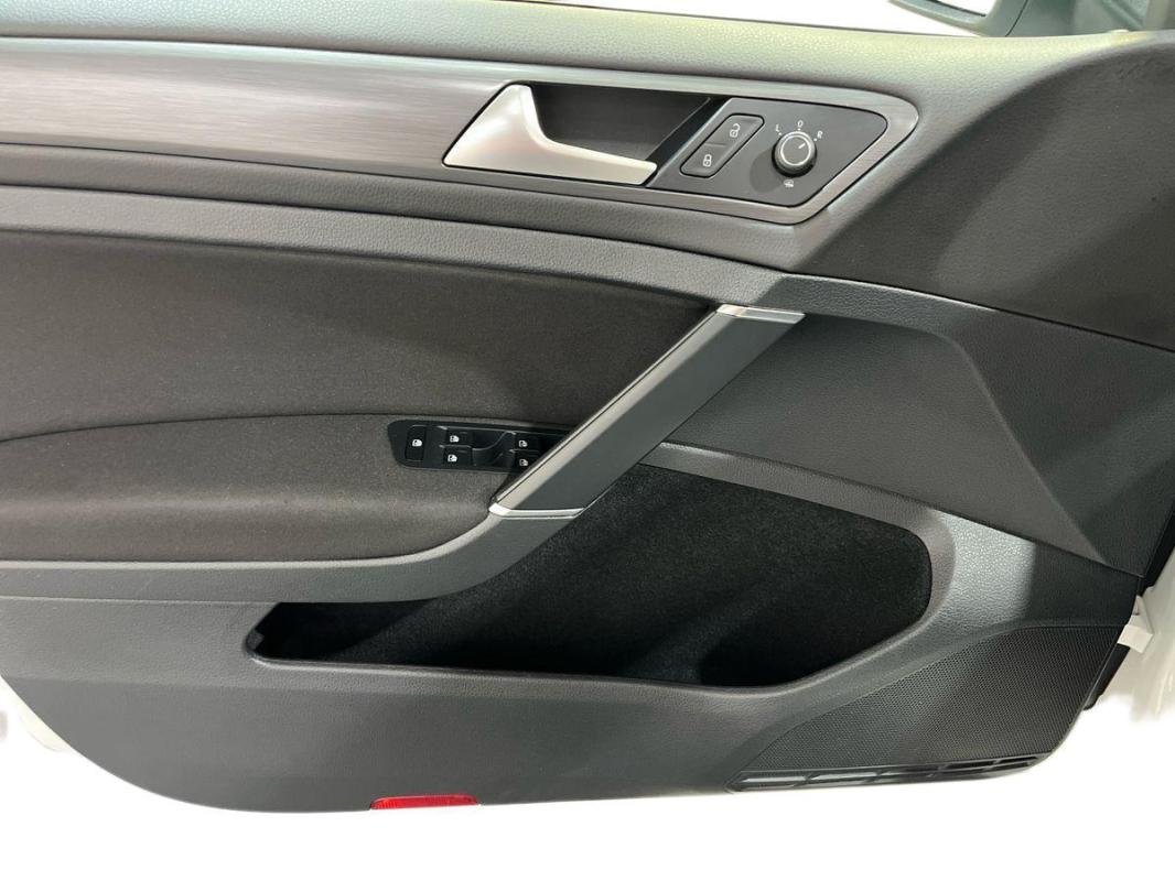 Volkswagen Golf - Photo 15