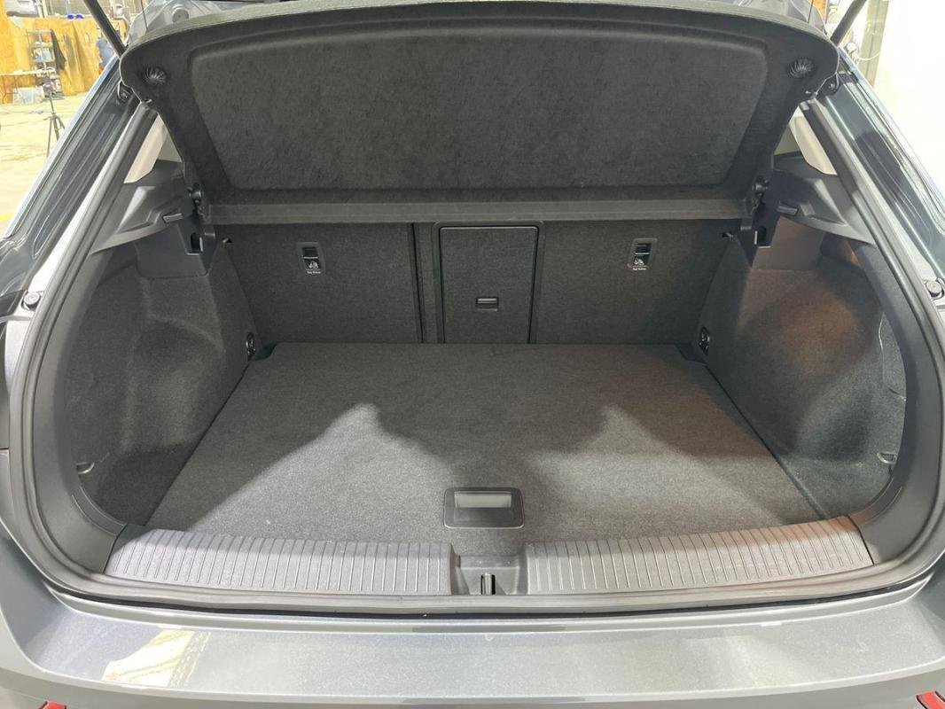 Volkswagen T-Roc - Photo 31