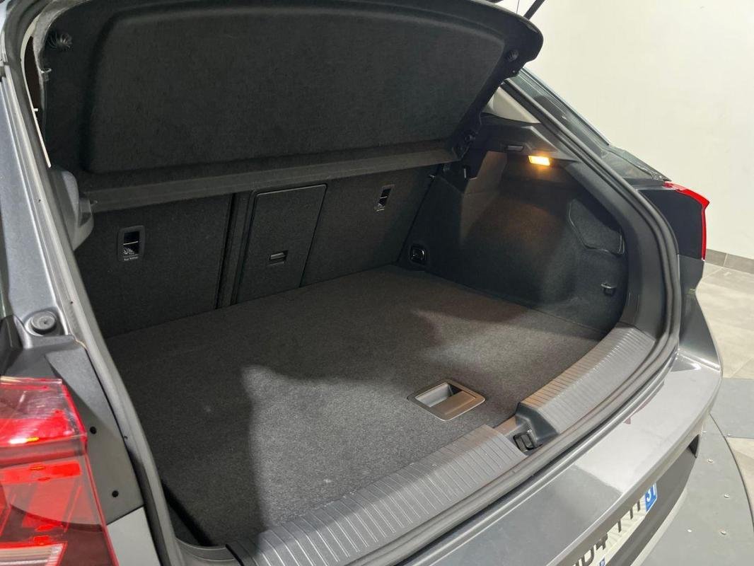 Volkswagen T-Roc - Photo 32