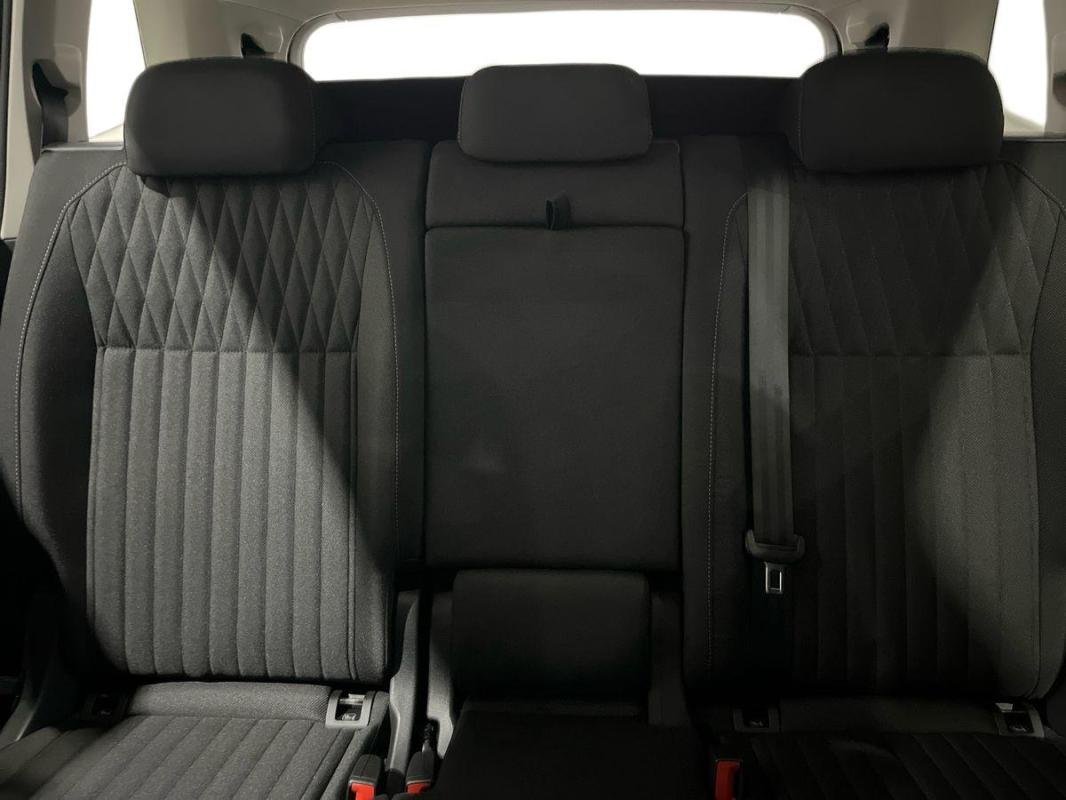 Volkswagen Tiguan Allspace - Photo 22