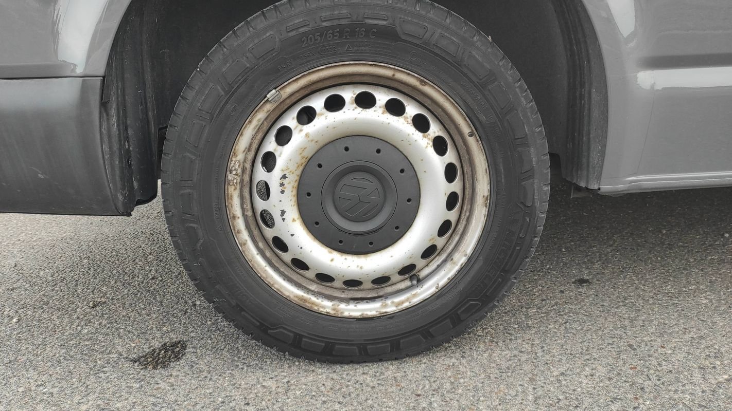 Volkswagen Transporter - Photo 16