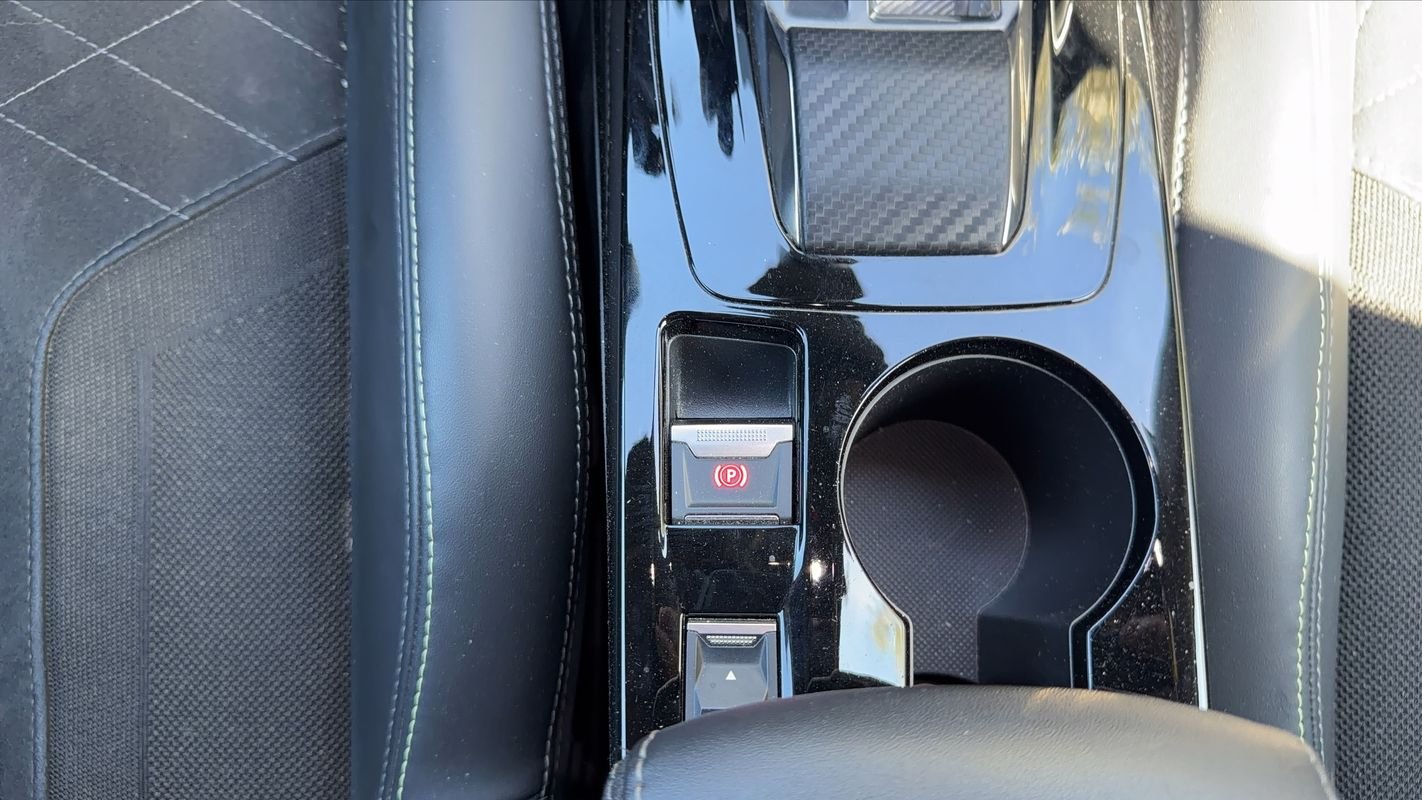 Peugeot 208 - Photo 23