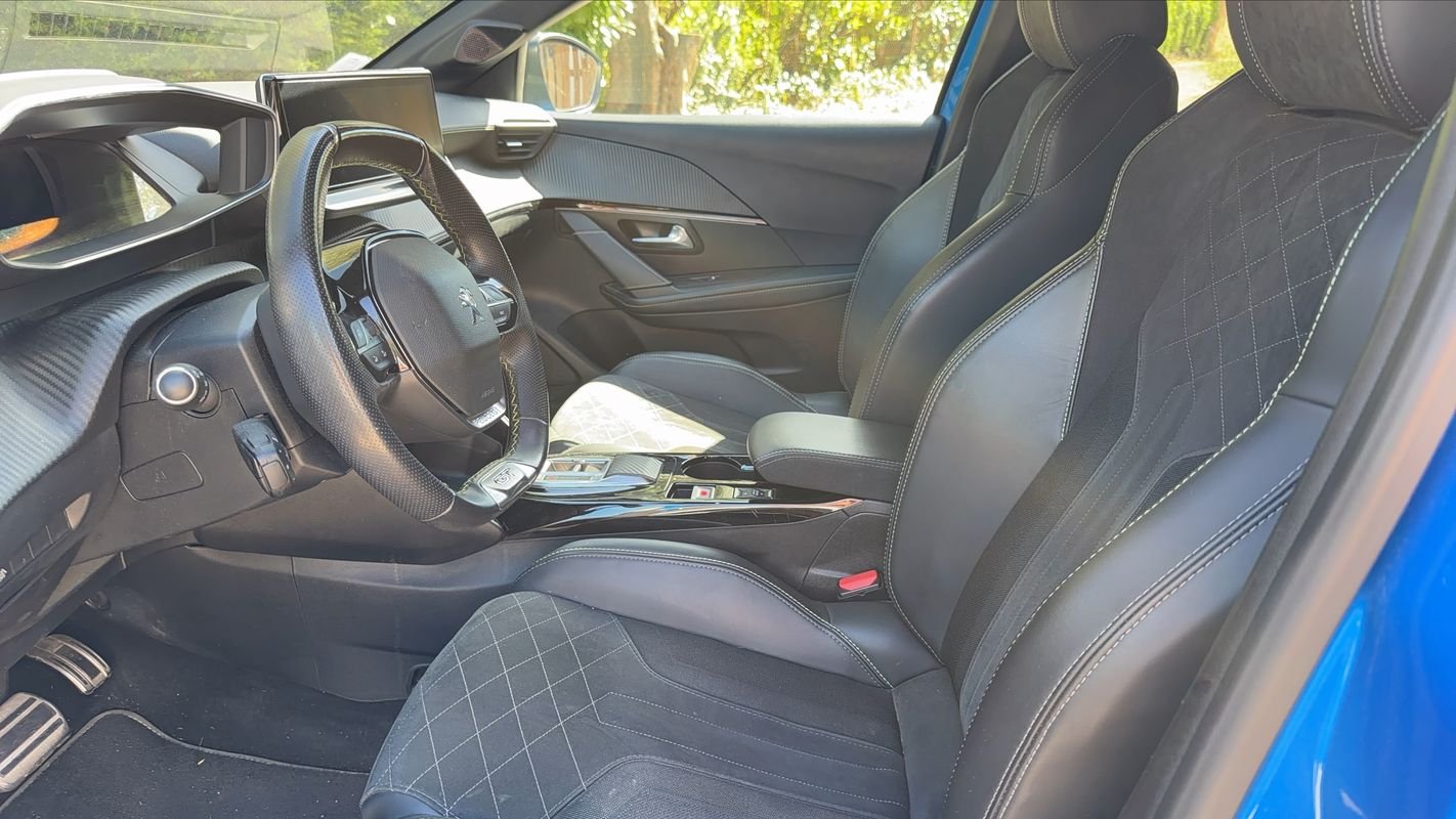 Peugeot 208 - Photo 27