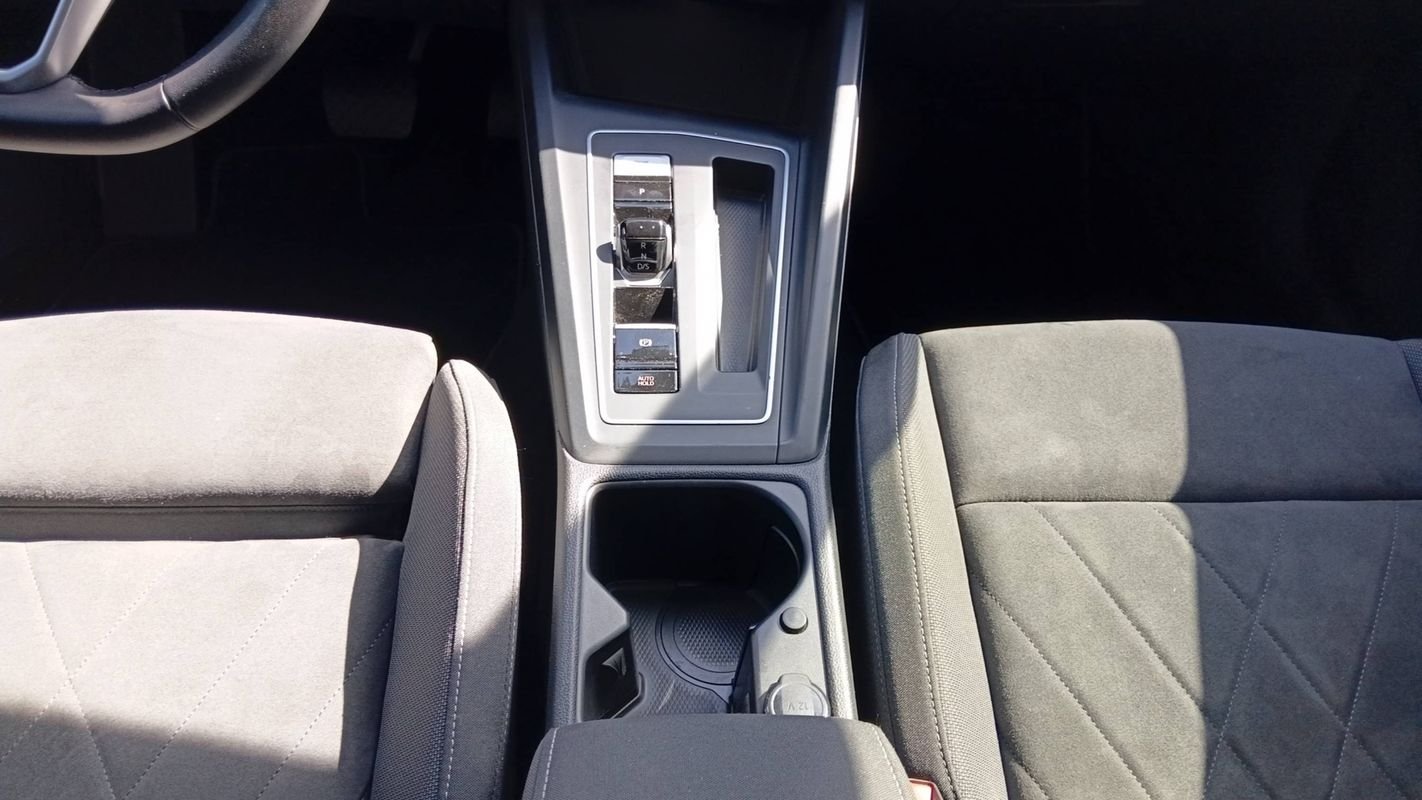 Volkswagen Golf - Photo 13