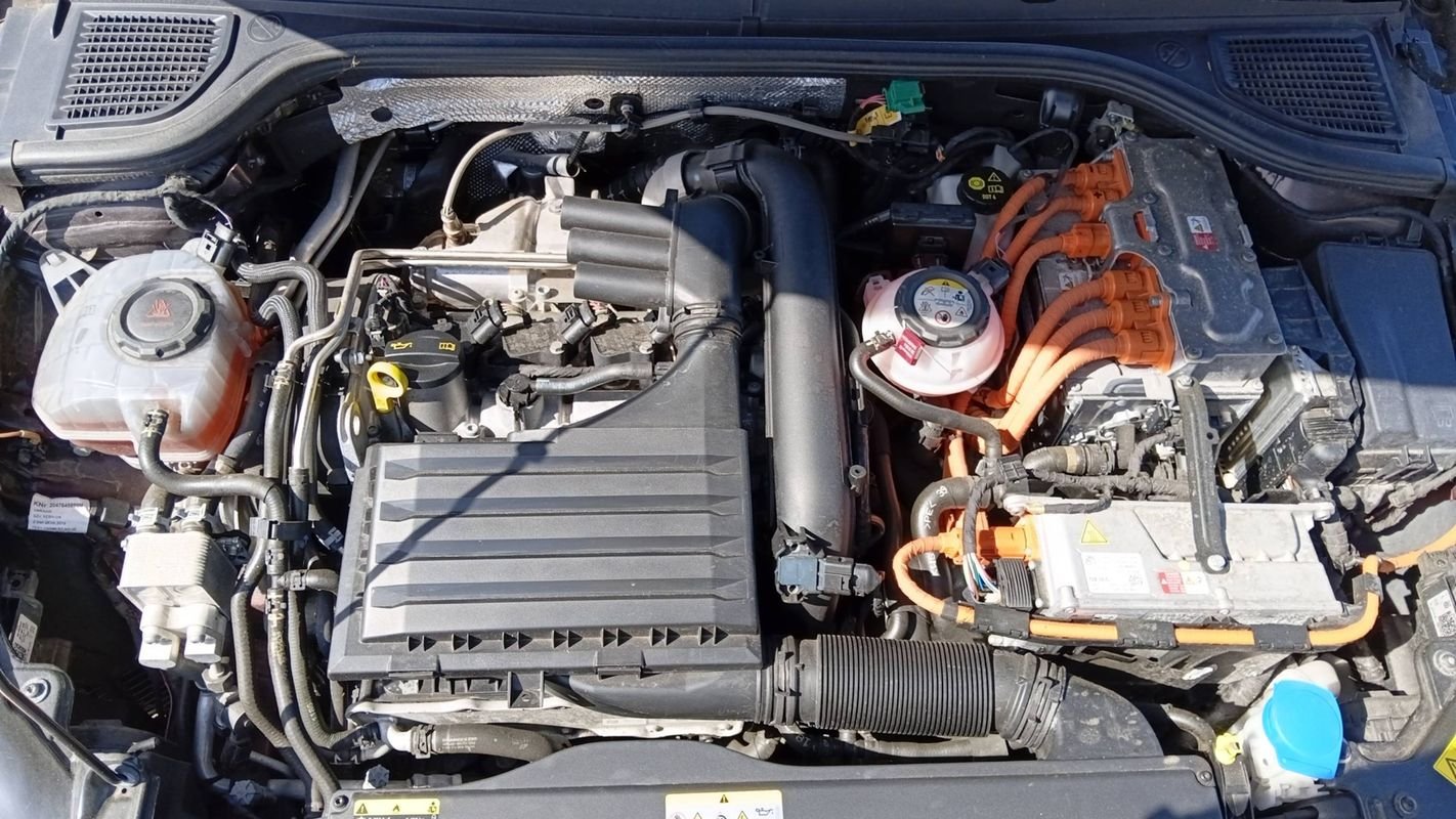 Volkswagen Golf - Photo 15