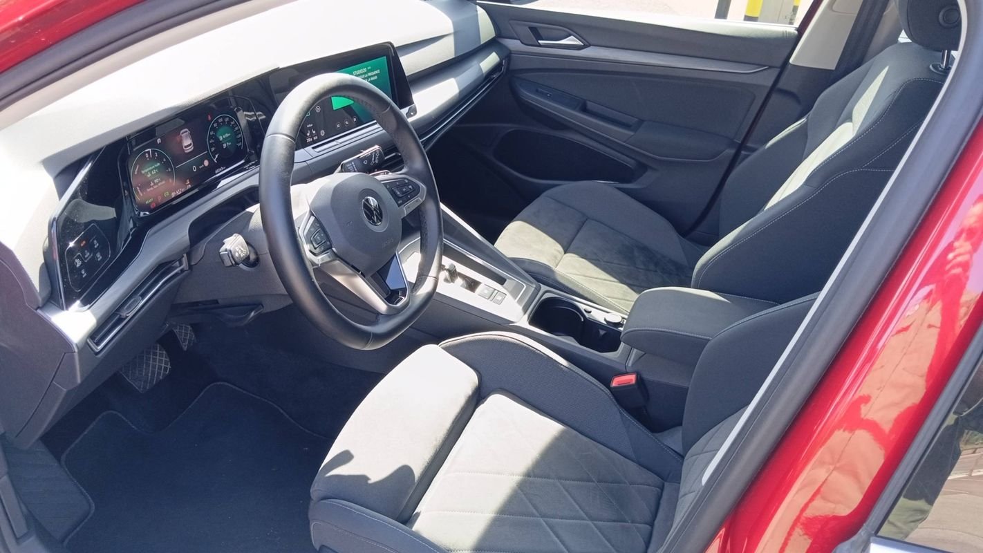 Volkswagen Golf - Photo 8