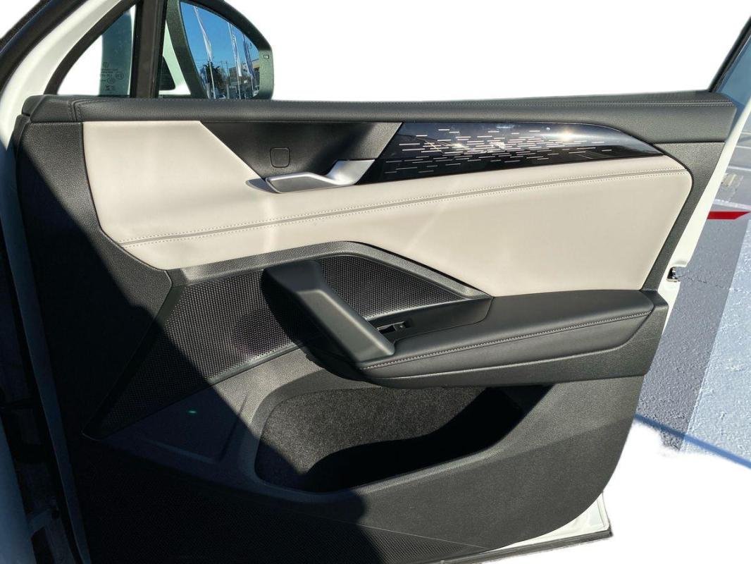 Volkswagen Tiguan - Photo 15