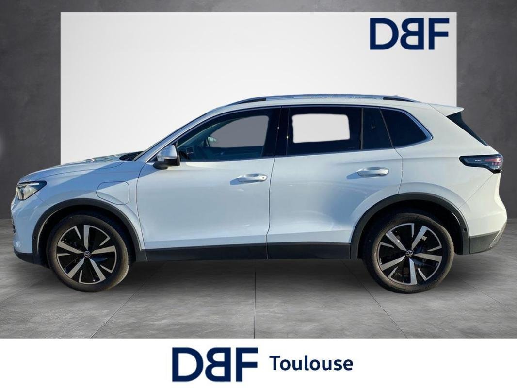 Volkswagen Tiguan - Photo 2