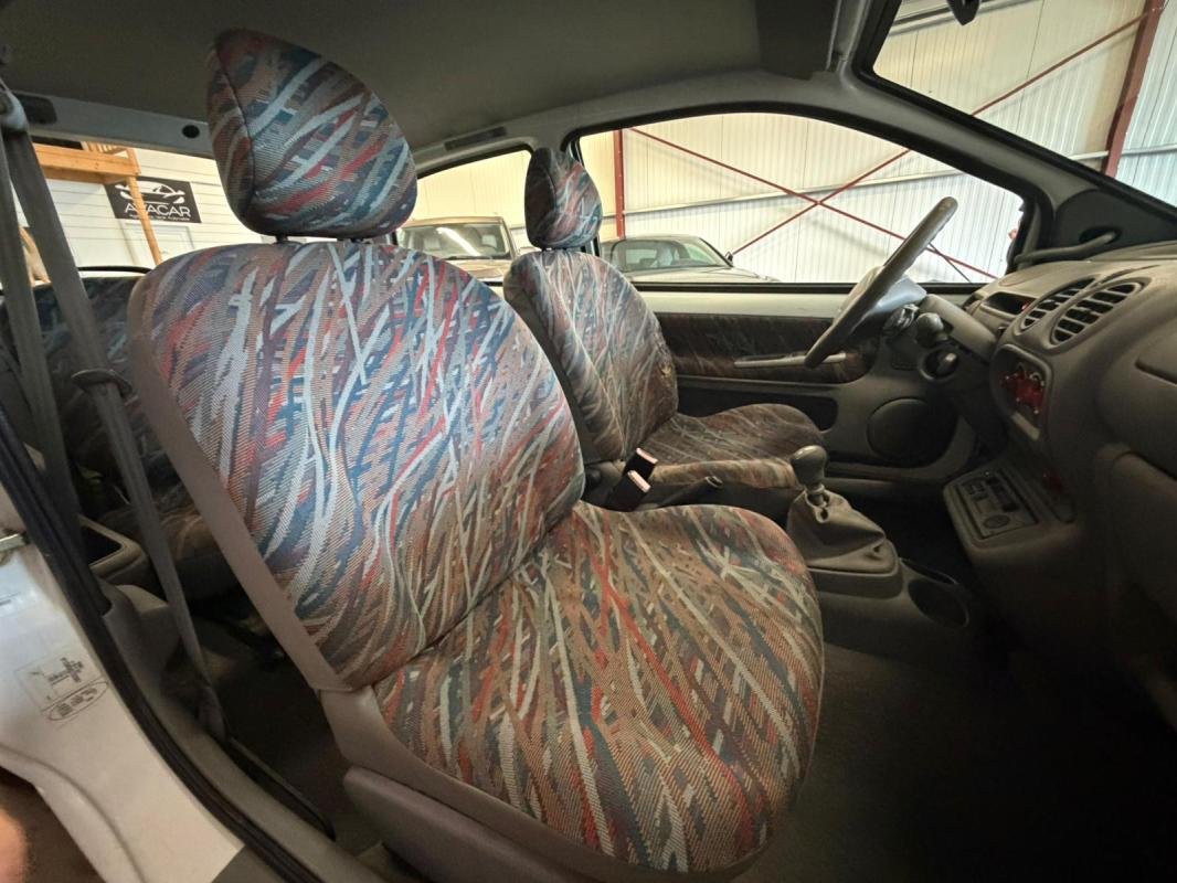 Renault Twingo - Photo 12