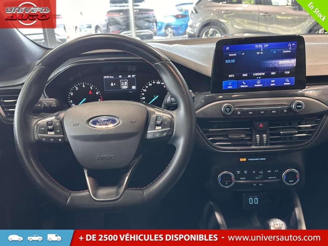 Ford Focus - Photo 12