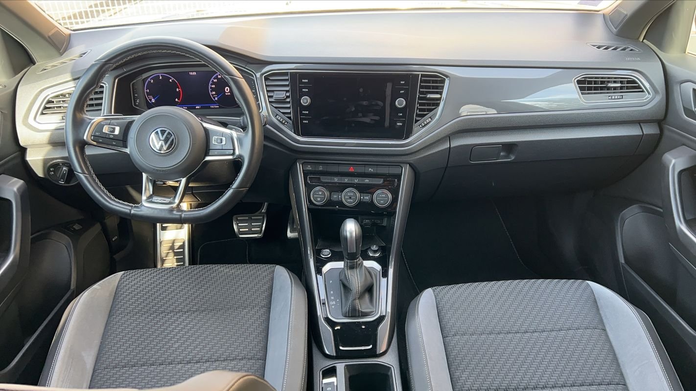 Volkswagen T-Roc - Photo 11