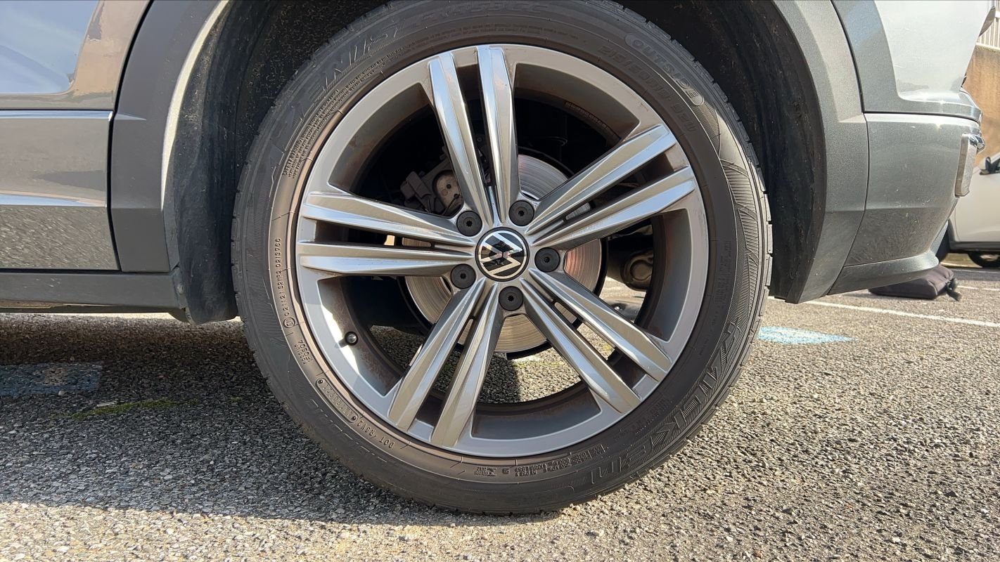 Volkswagen T-Roc - Photo 18