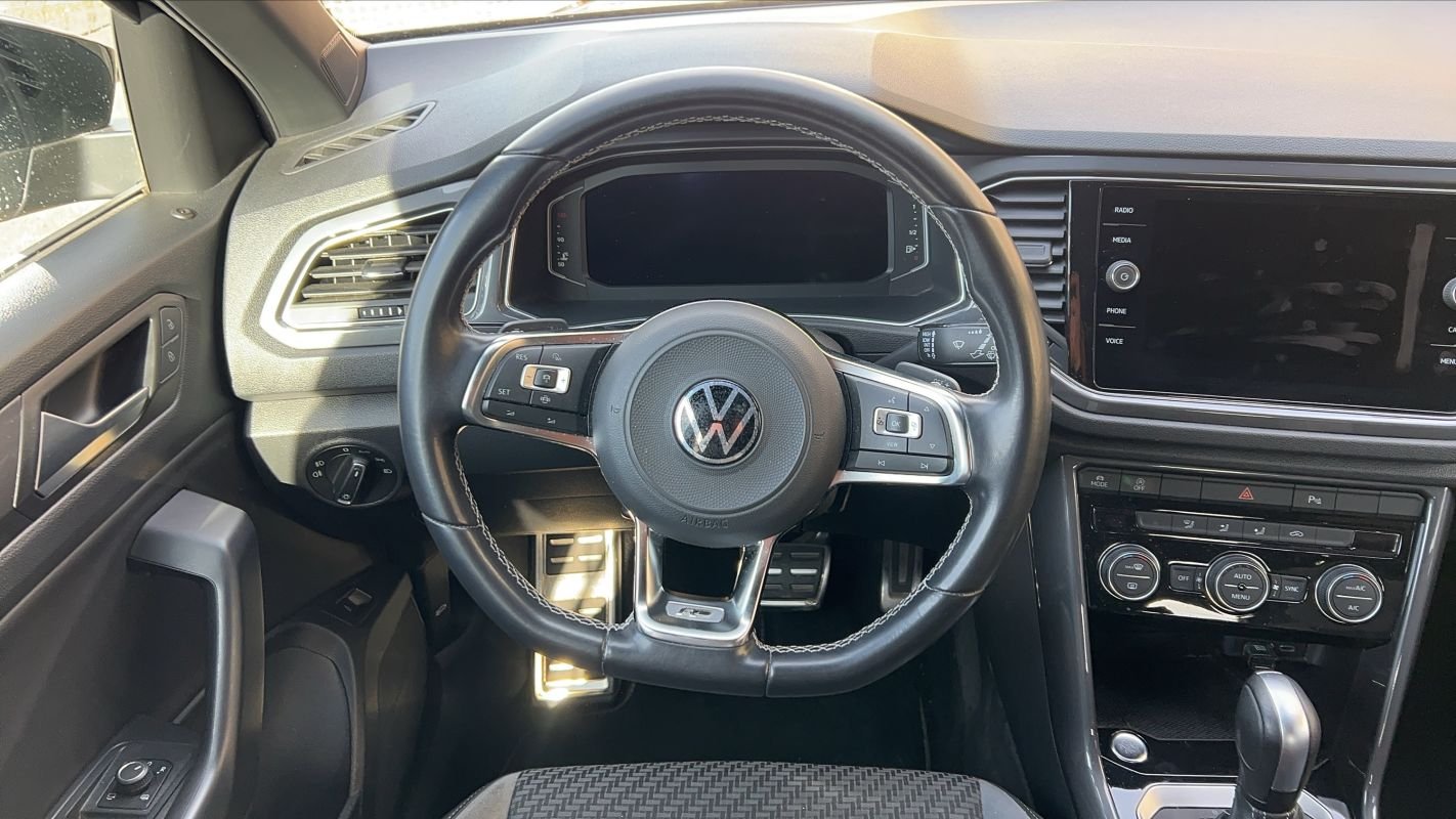 Volkswagen T-Roc - Photo 22