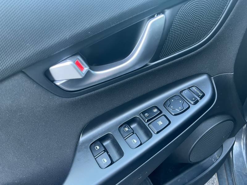 Hyundai Kona - Photo 20