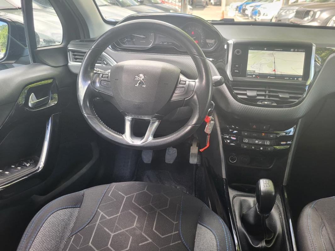 Peugeot 2008 - Photo 8