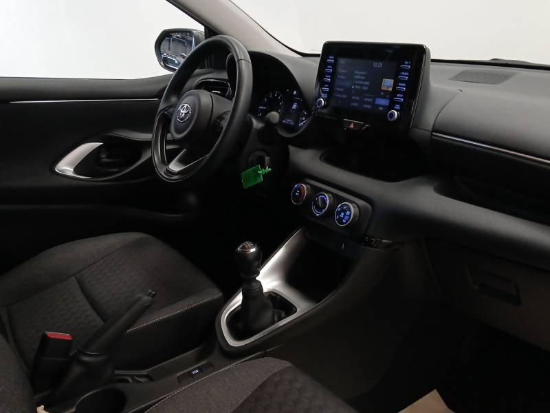 Toyota Yaris - Photo 12