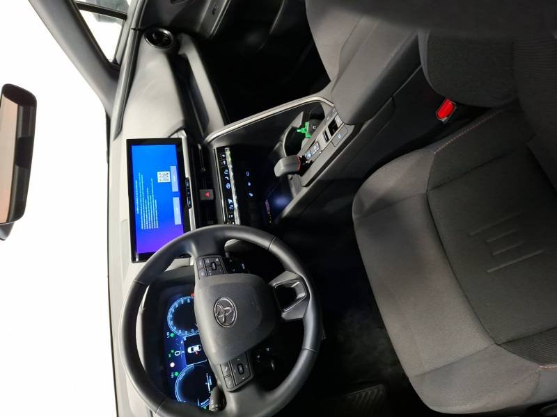 Toyota C-HR - Photo 11