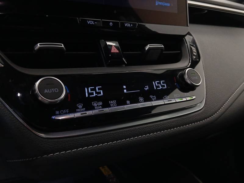 Toyota Corolla - Photo 25