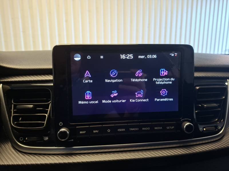 Kia Rio - Photo 18