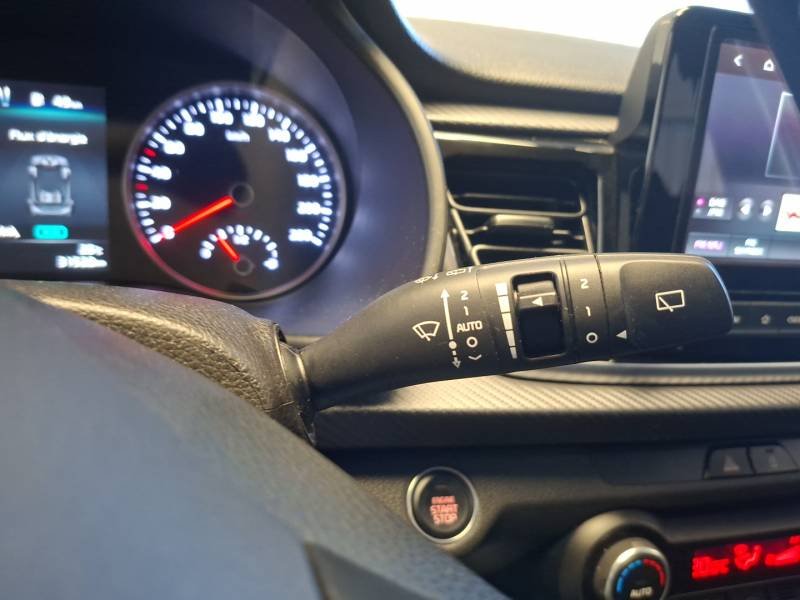 Kia Rio - Photo 24