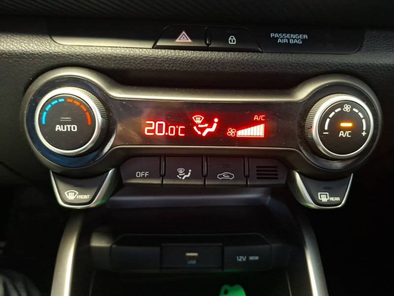 Kia Rio - Photo 29