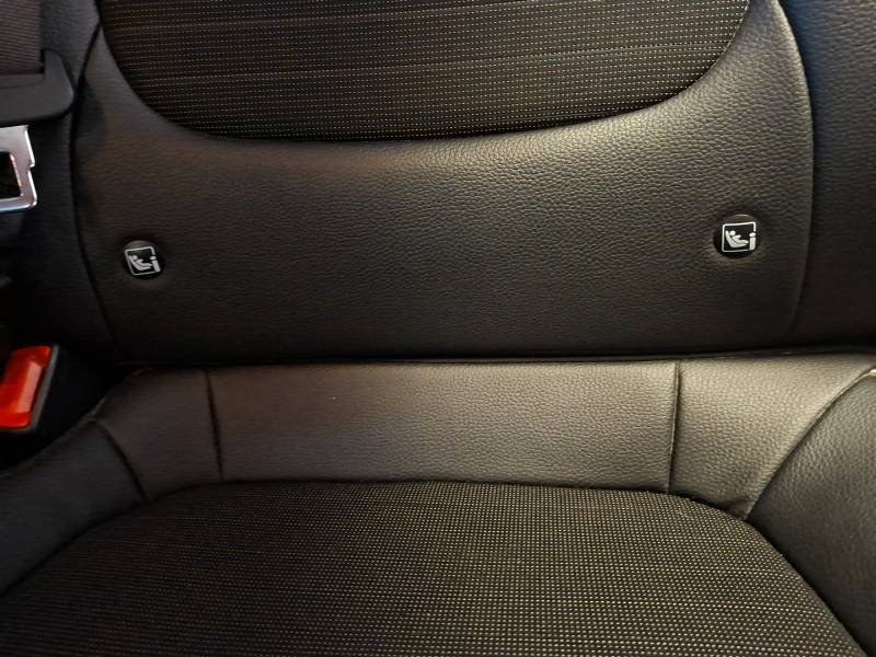 Kia Rio - Photo 37