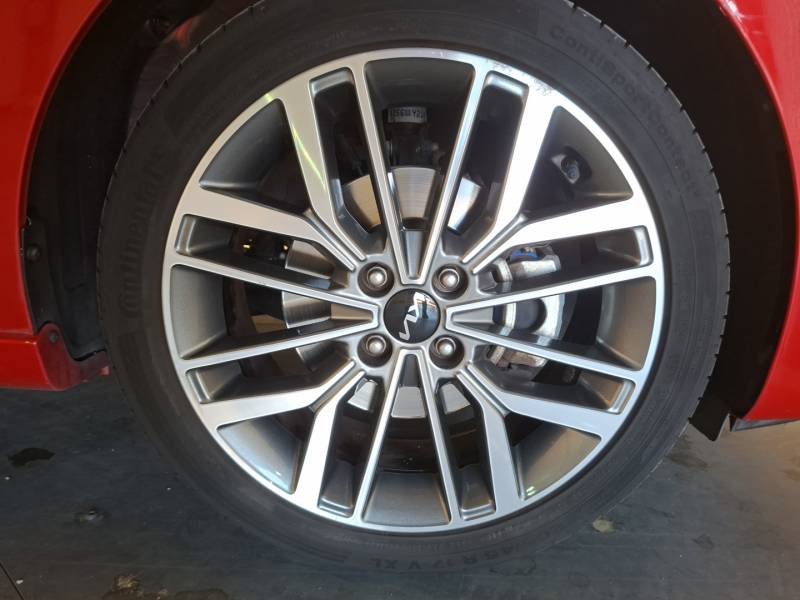 Kia Rio - Photo 6