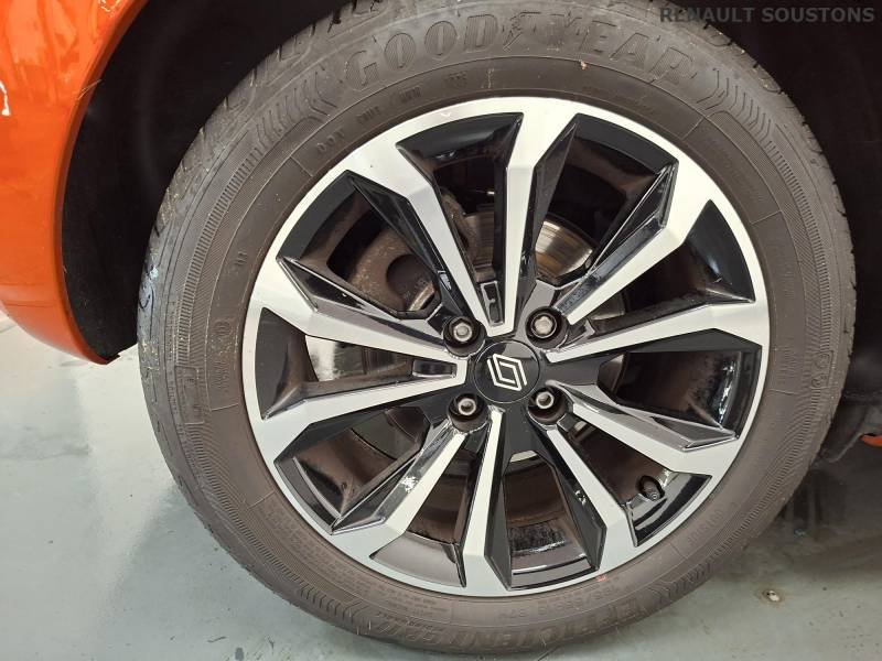 Renault Clio - Photo 26