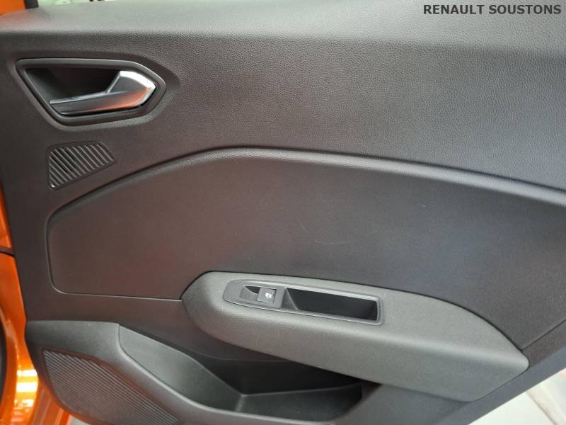 Renault Clio - Photo 28