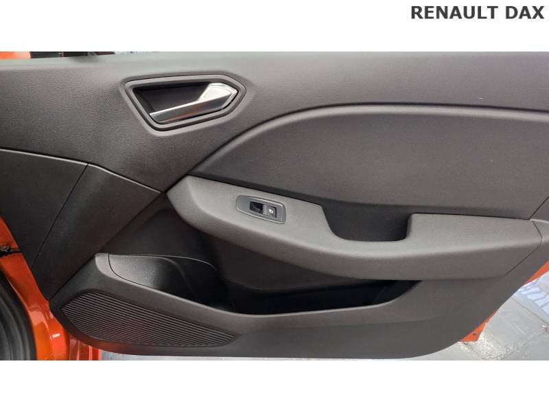 Renault Clio - Photo 21