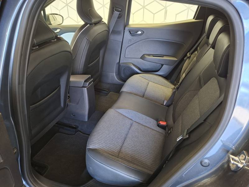 Renault Clio - Photo 17