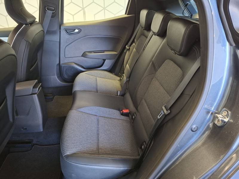 Renault Clio - Photo 18