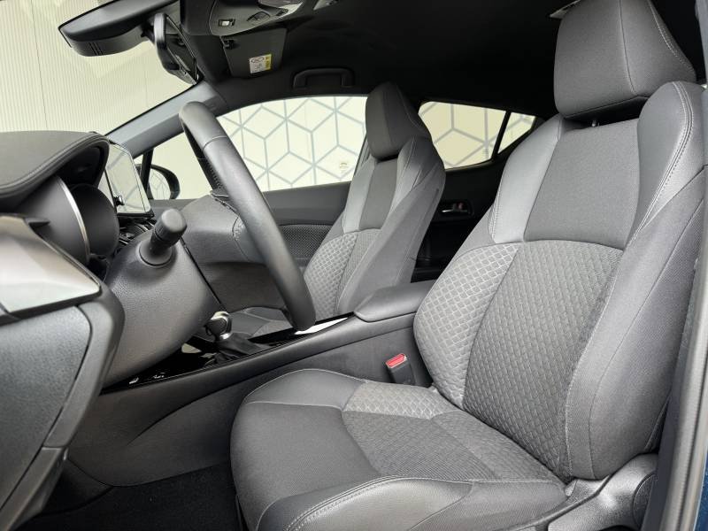 Toyota C-HR - Photo 13