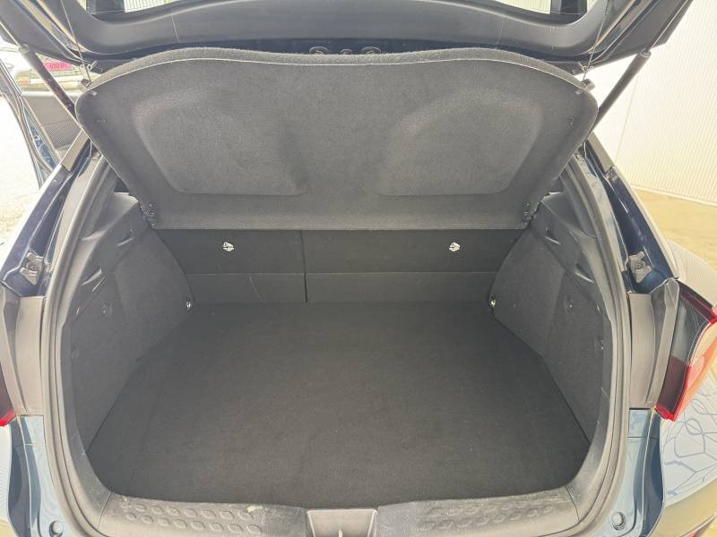 Toyota C-HR - Photo 32
