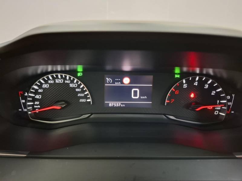 Peugeot 2008 - Photo 24