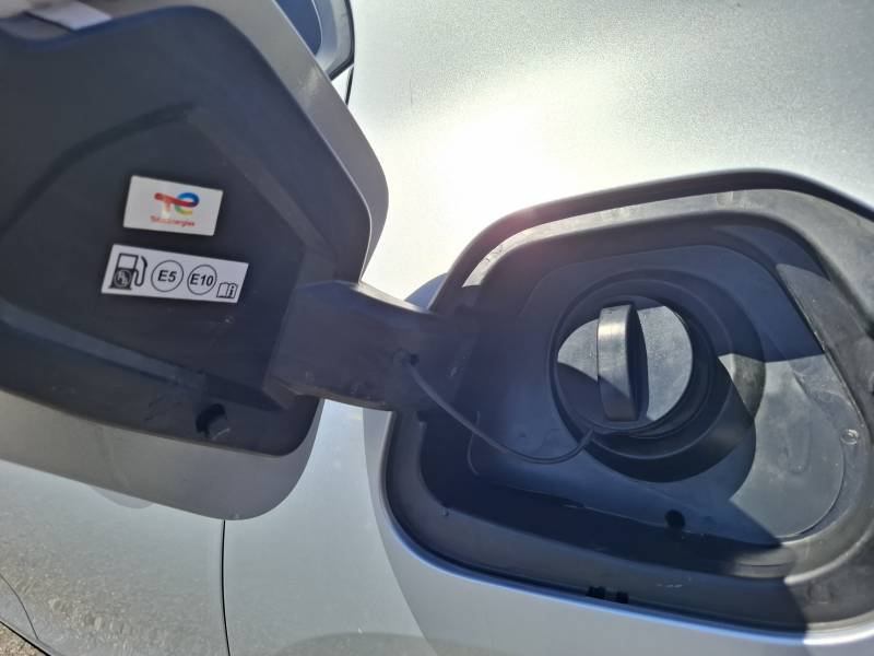 Opel Corsa - Photo 16